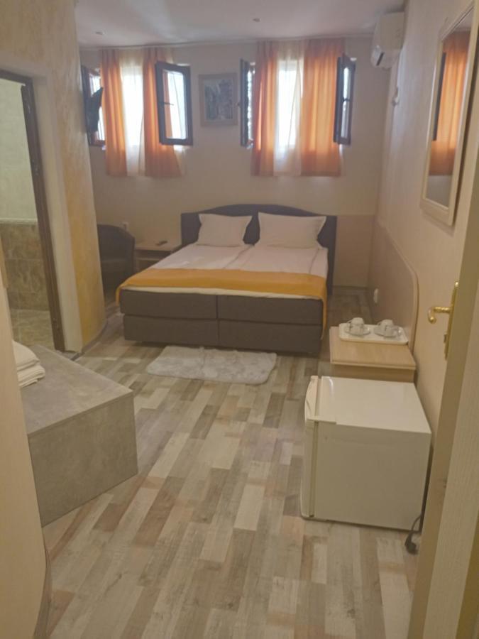 פלובדיב Hotel Dali מראה חיצוני תמונה